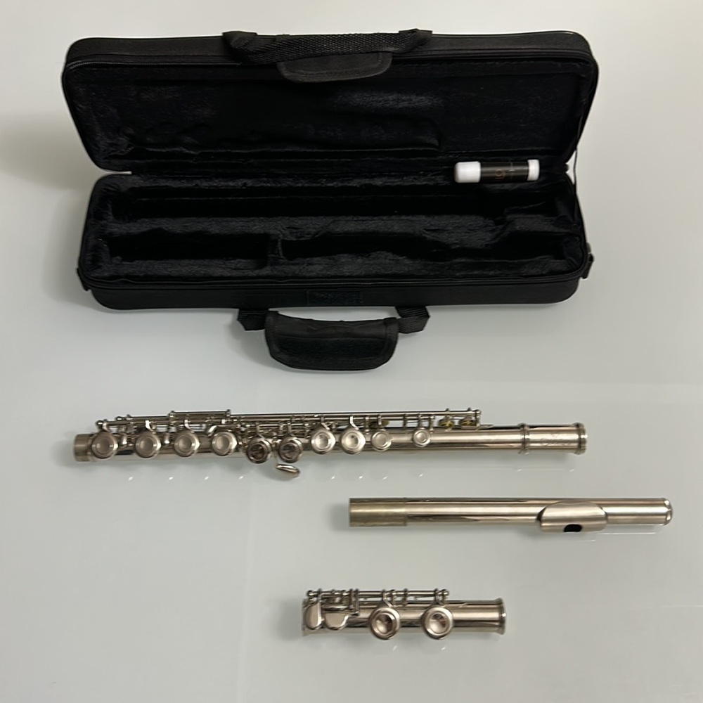 Flute - Picture 4 of 5